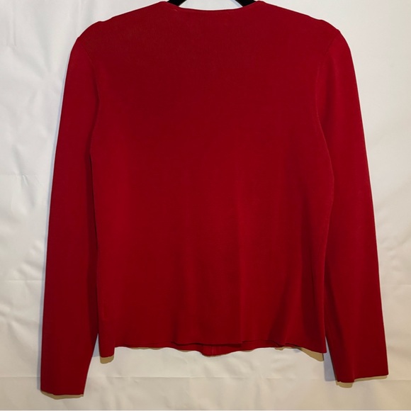 Liz Claiborne Women’s Cherry Red Top Sweater. With Zip Closure 
Medium. NWOT - Picture 3 of 11